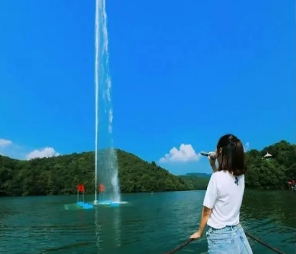 呐喊喷泉